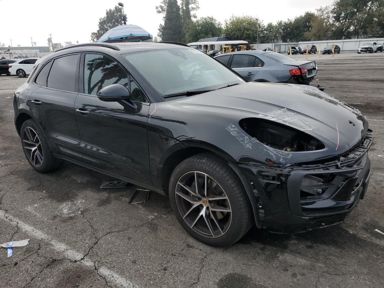 2025 Porsche Macan Base - Фото 4