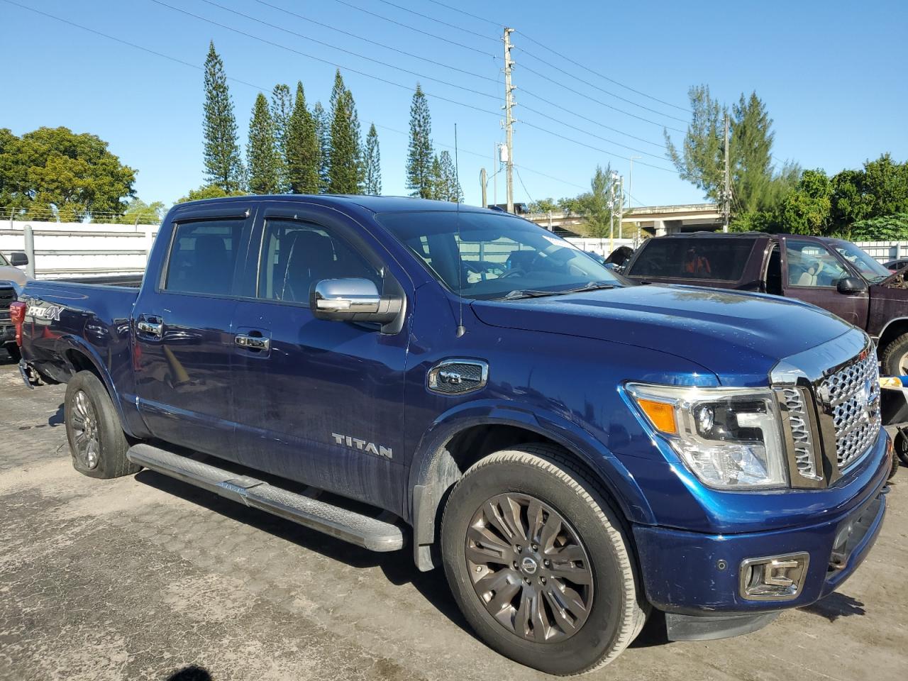 2017 Nissan Titan Sv - Фото 4
