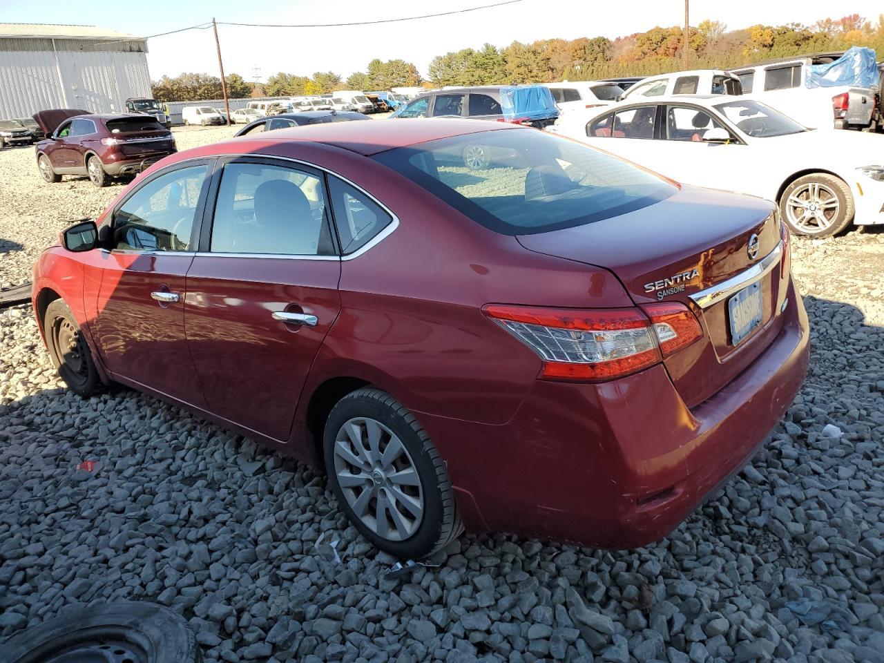 2014 Nissan Sentra S - Фото 2