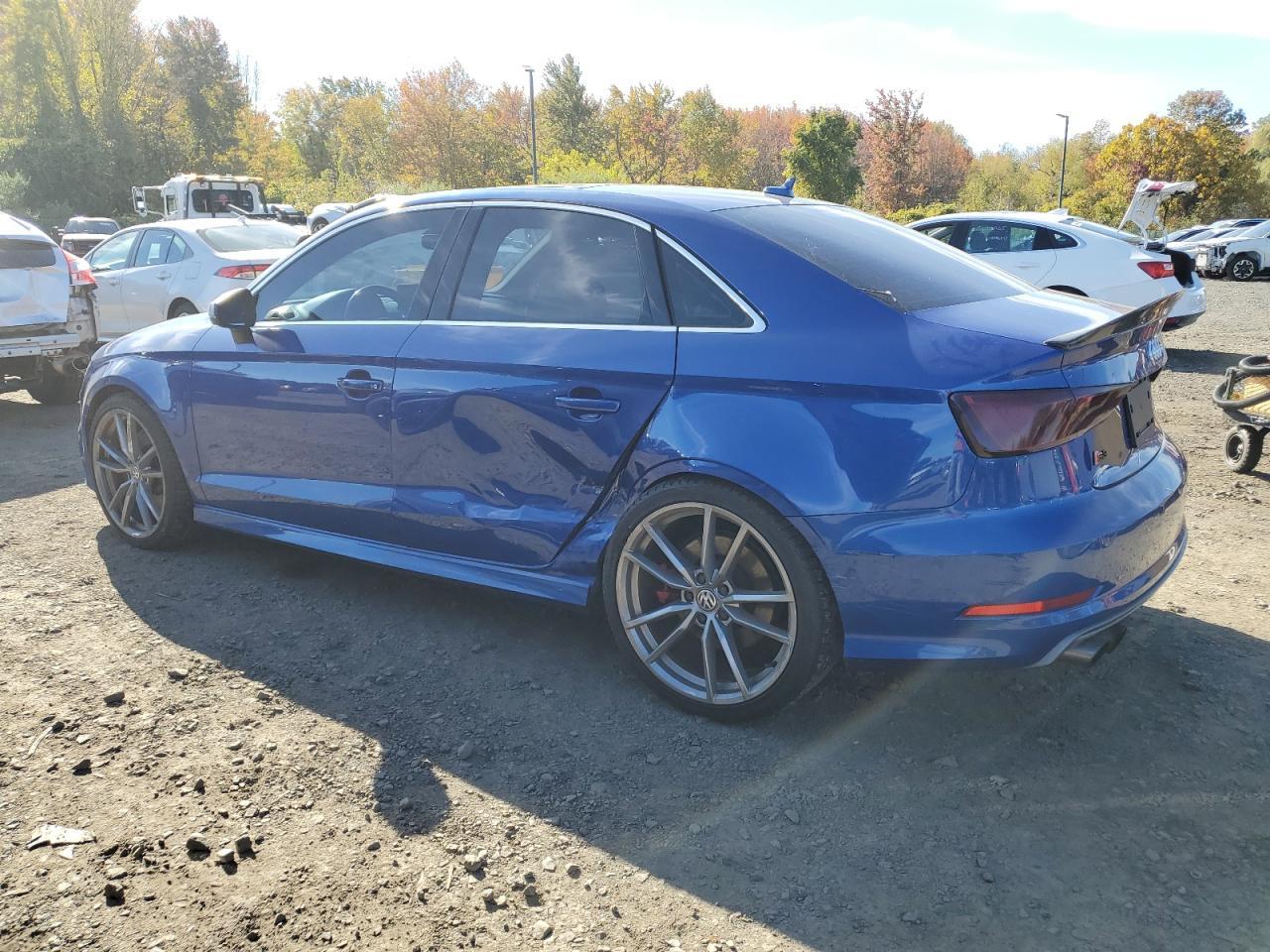 2016 Audi S3 Premium Plus - Фото 2