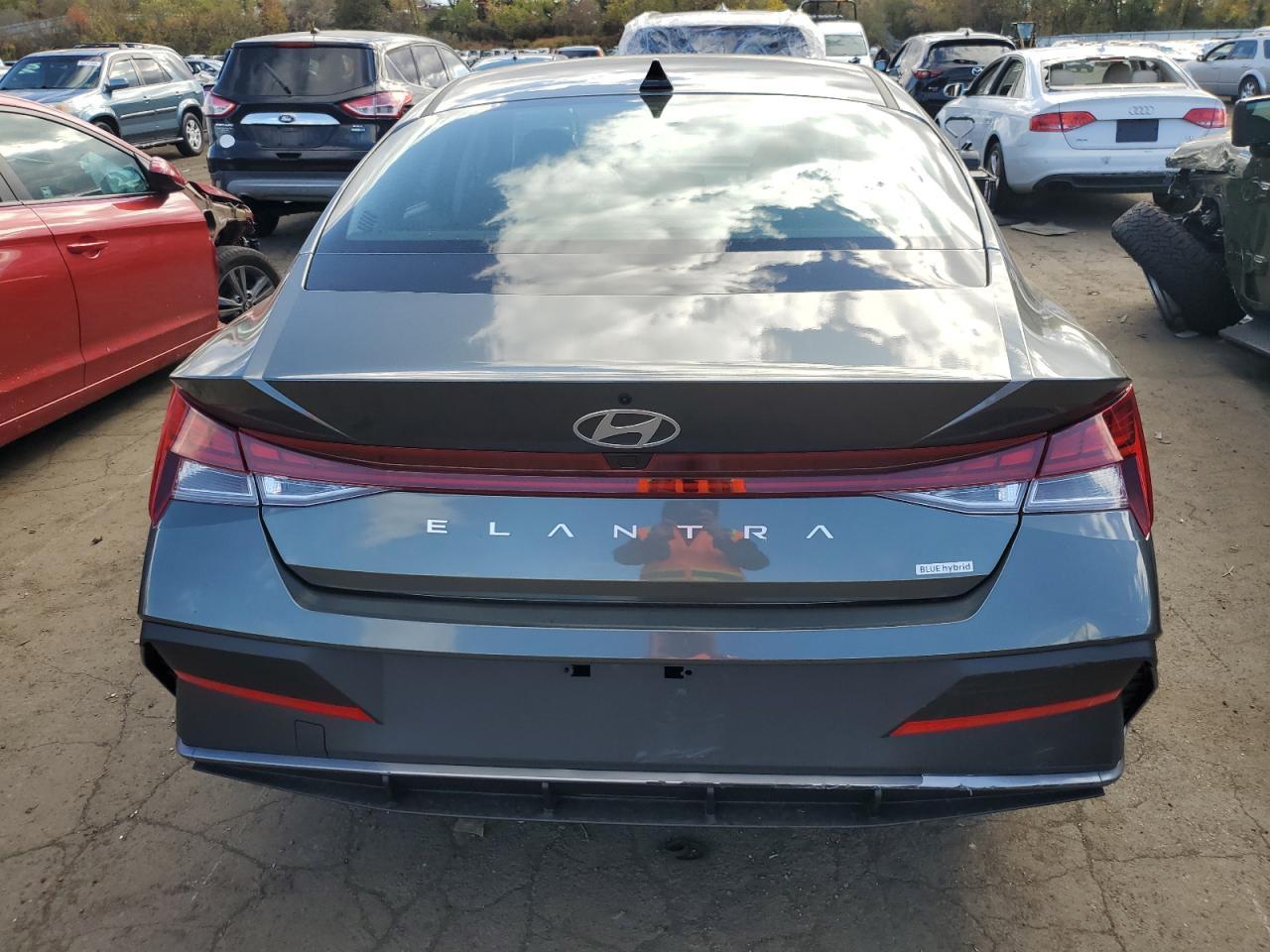 2025 Hyundai Elantra Blue - Фото 6