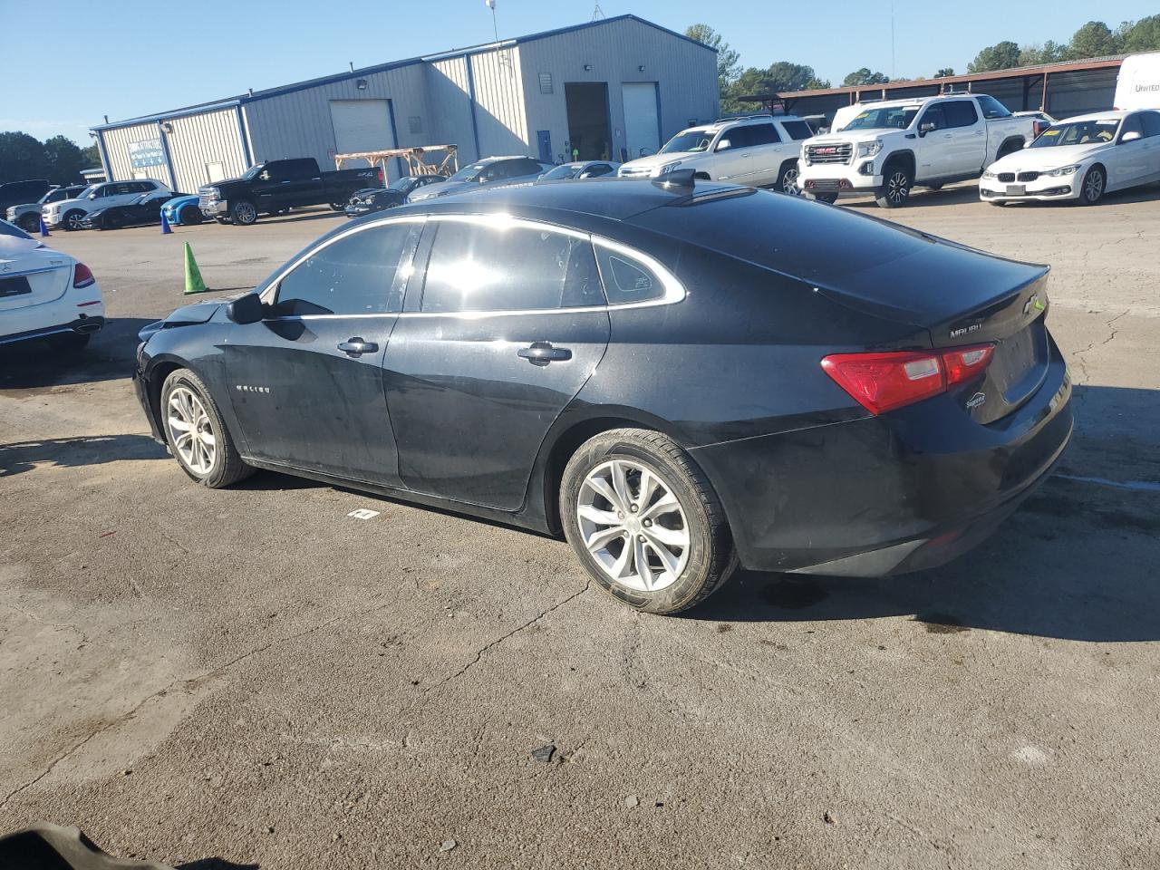 2023 Chevrolet Malibu Lt - Фото 2