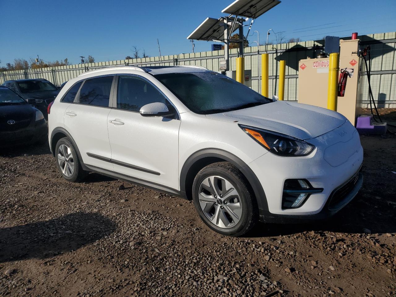 2022 Kia Niro Ex Premium - Image 4