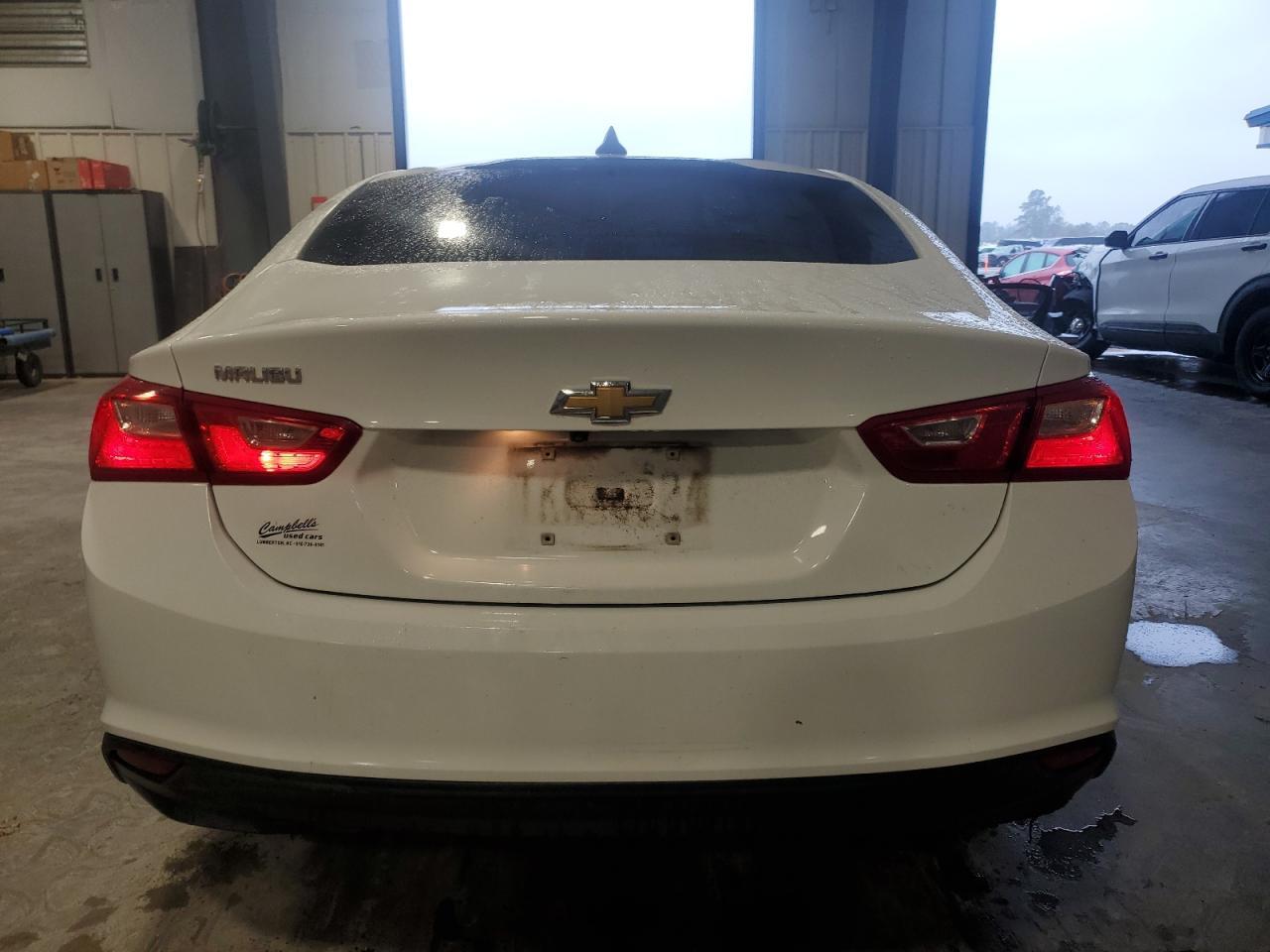 2017 Chevrolet Malibu Ls - Фото 6