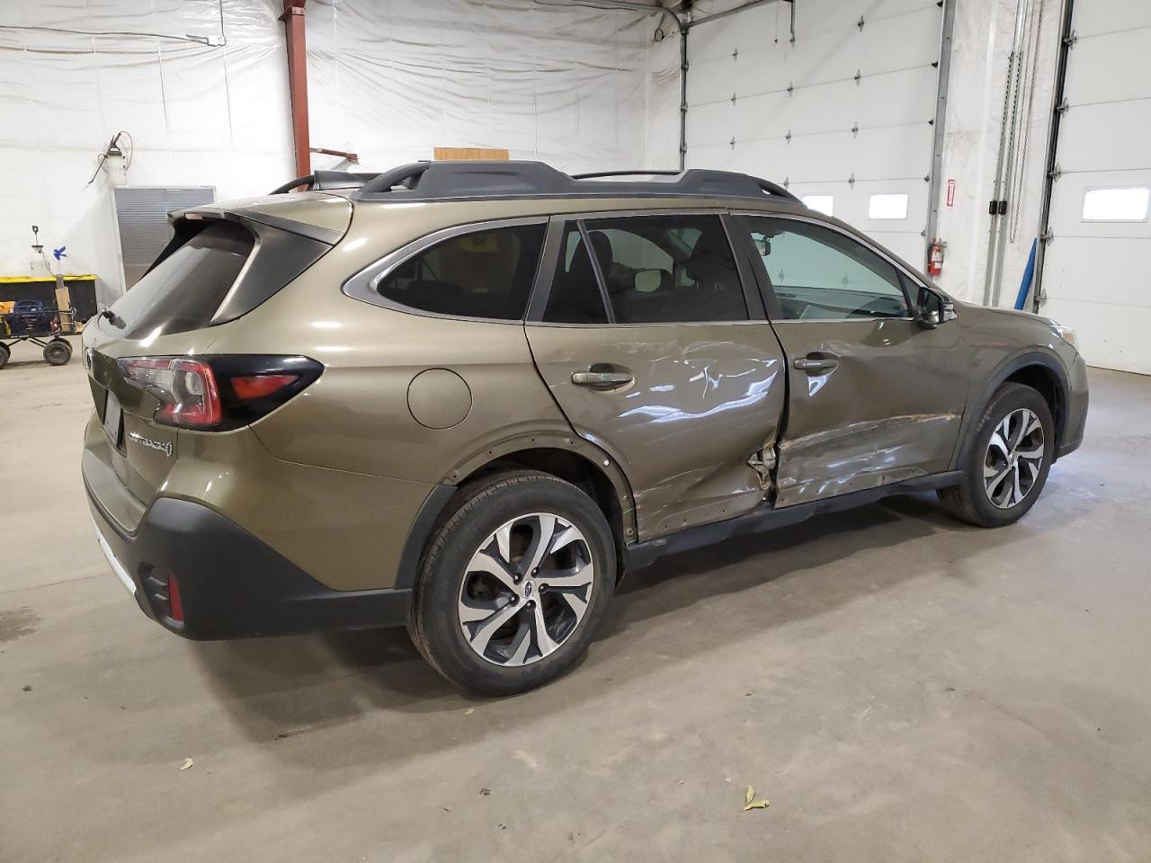 2020 Subaru Outback Limited - Фото 3