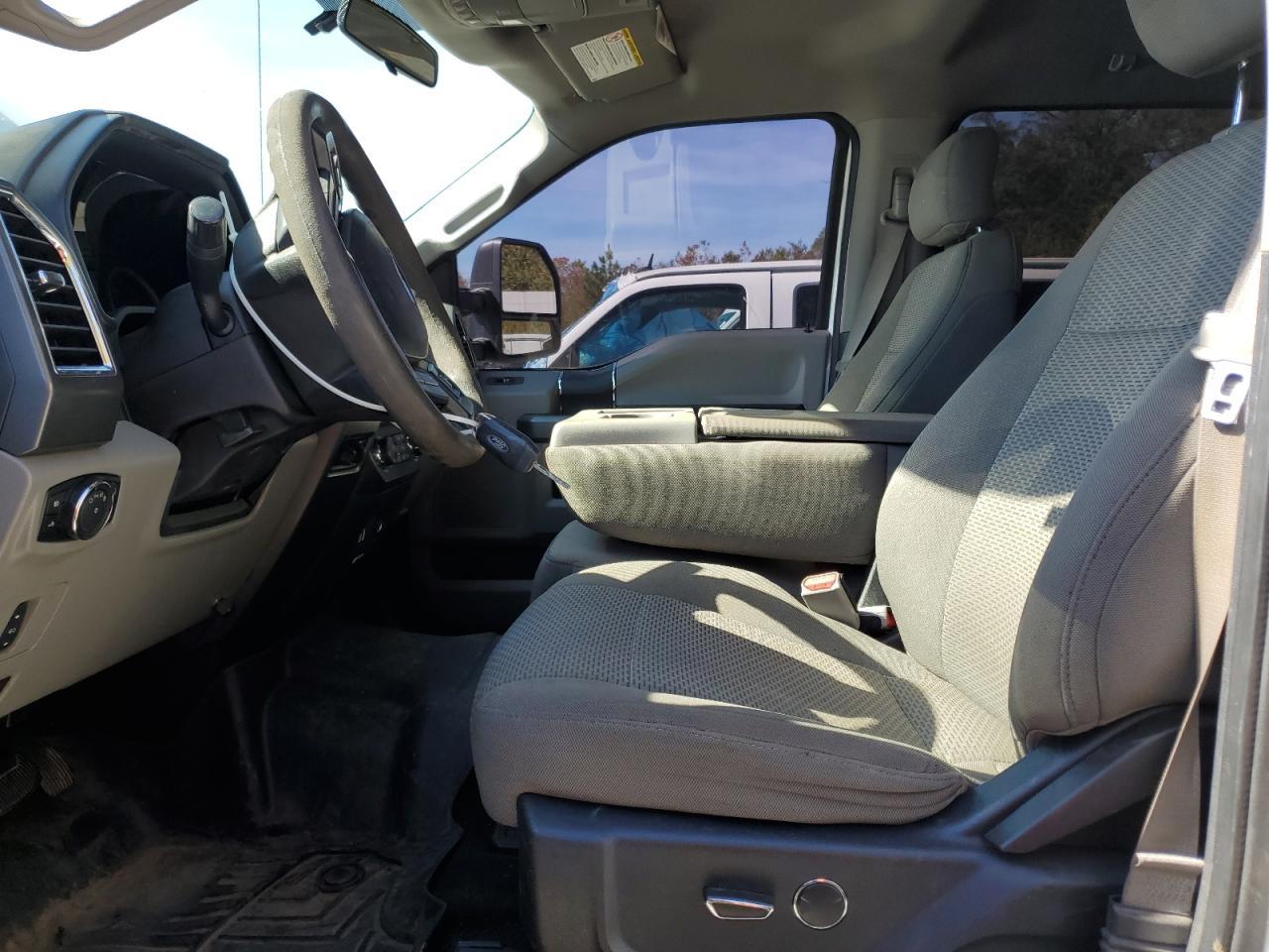 2017 Ford F250 Super Duty - Фото 7