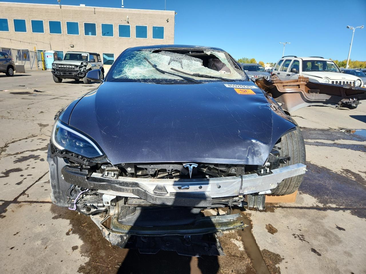 2022 Tesla Model S - Image 5