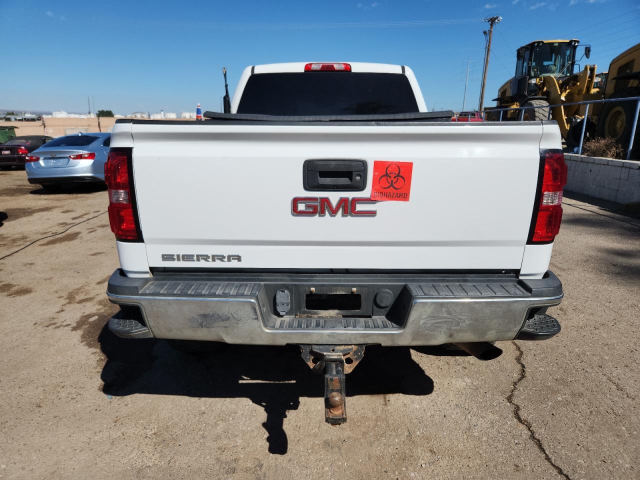 2017 GMC Sierra K2500 Heavy Duty - Image 6