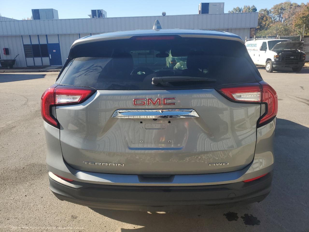2024 GMC Terrain Sle - Image 6