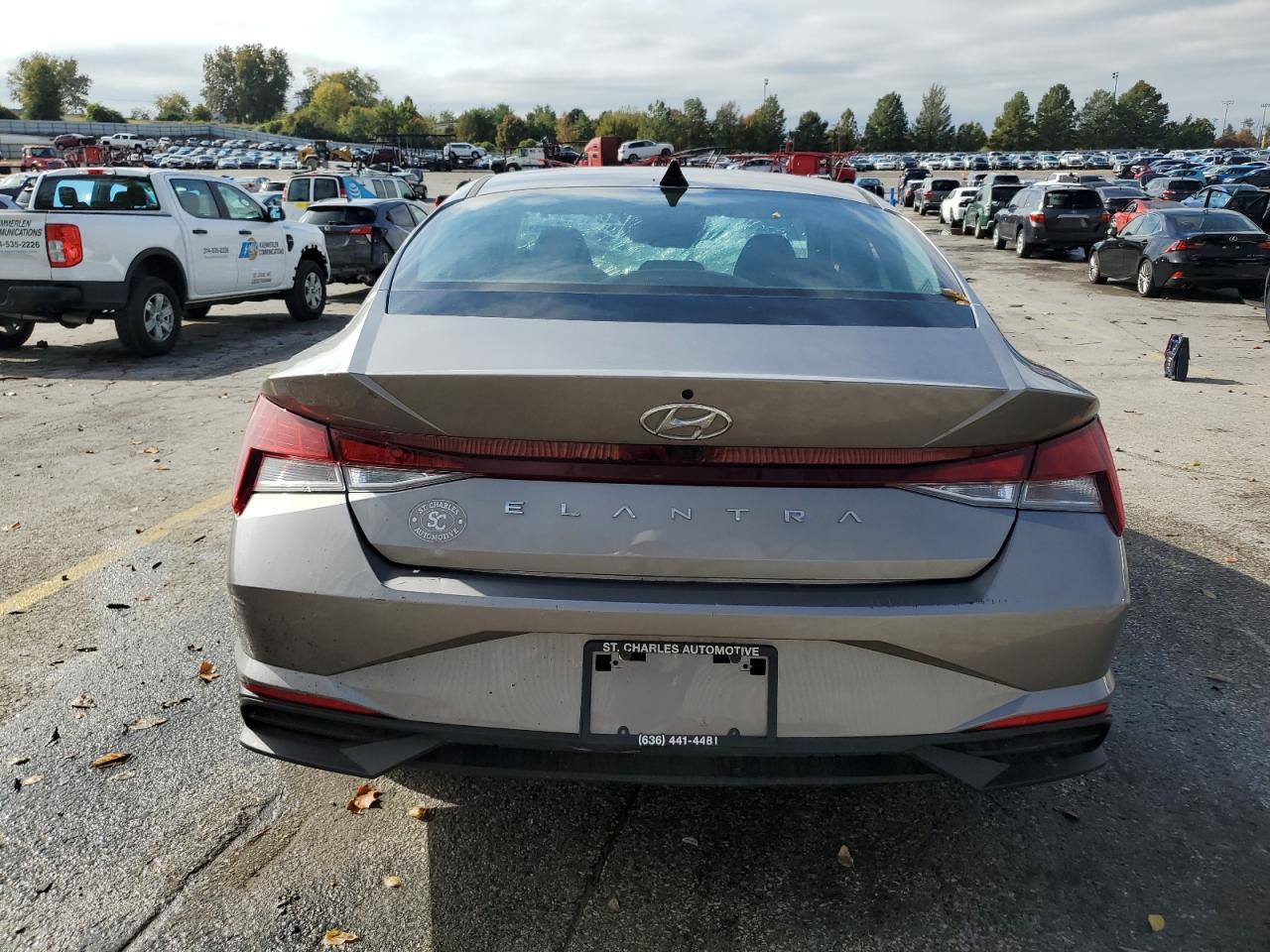 2023 Hyundai Elantra Sel - Фото 6