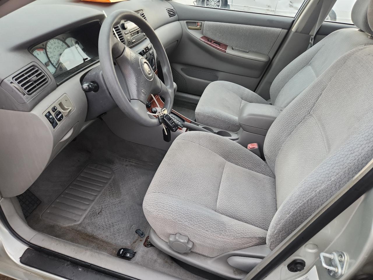 2004 Toyota Corolla Le - Фото 7