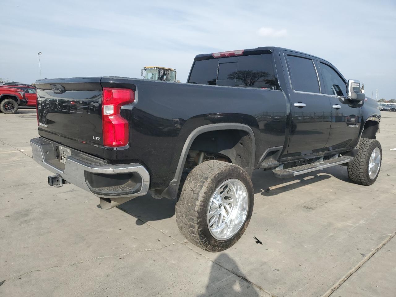 2022 Chevrolet Silverado K2500 Heavy Duty Ltz - Image 3