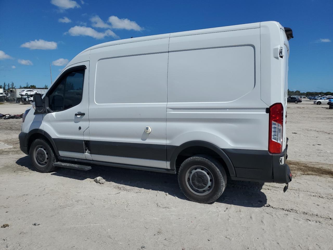 2020 Ford Transit T-250 - Фото 2