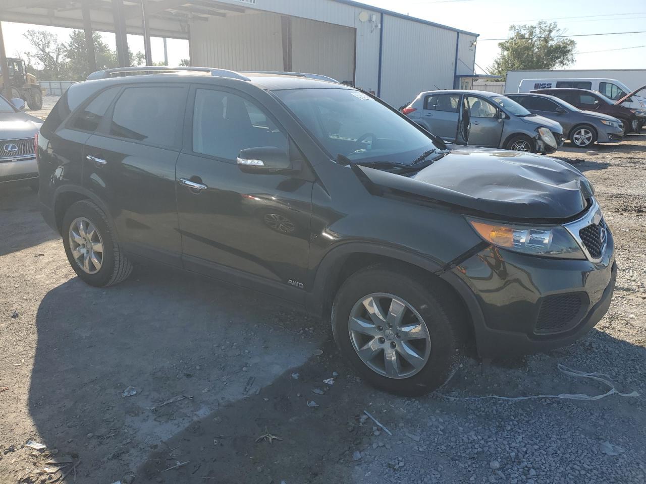2012 Kia Sorento Base - Фото 4