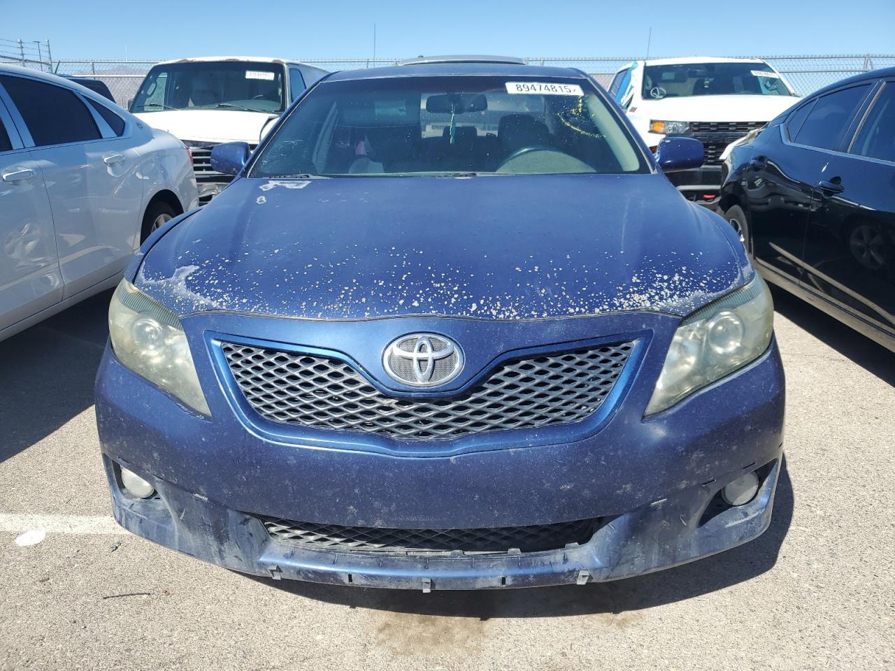 2011 Toyota Camry - Фото 5