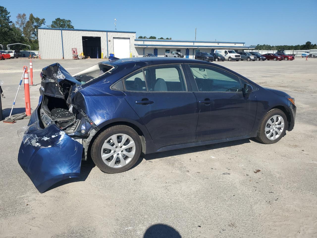 2022 Toyota Corolla Le - Фото 3