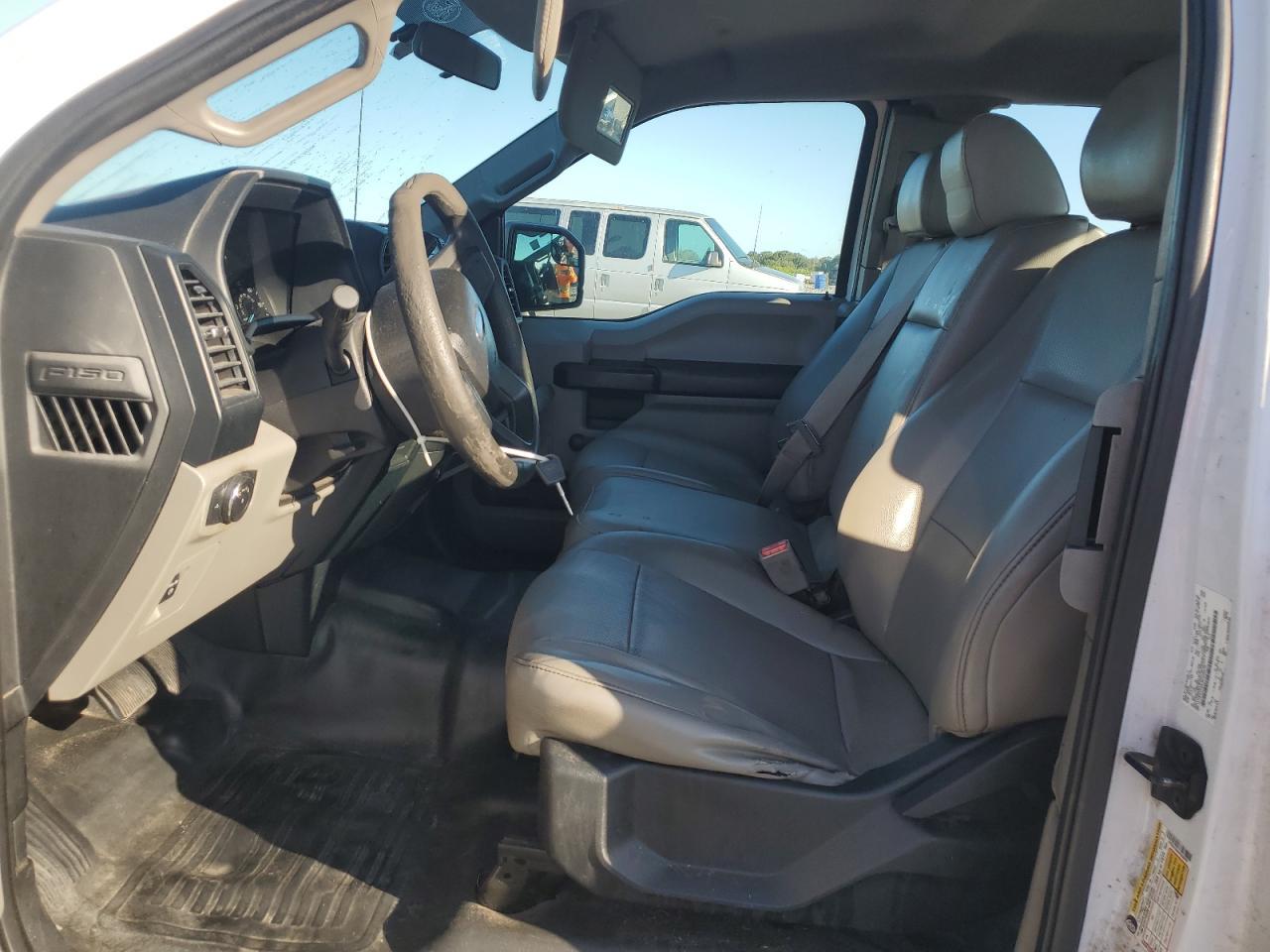 2016 Ford F150 Super Cab - Image 7