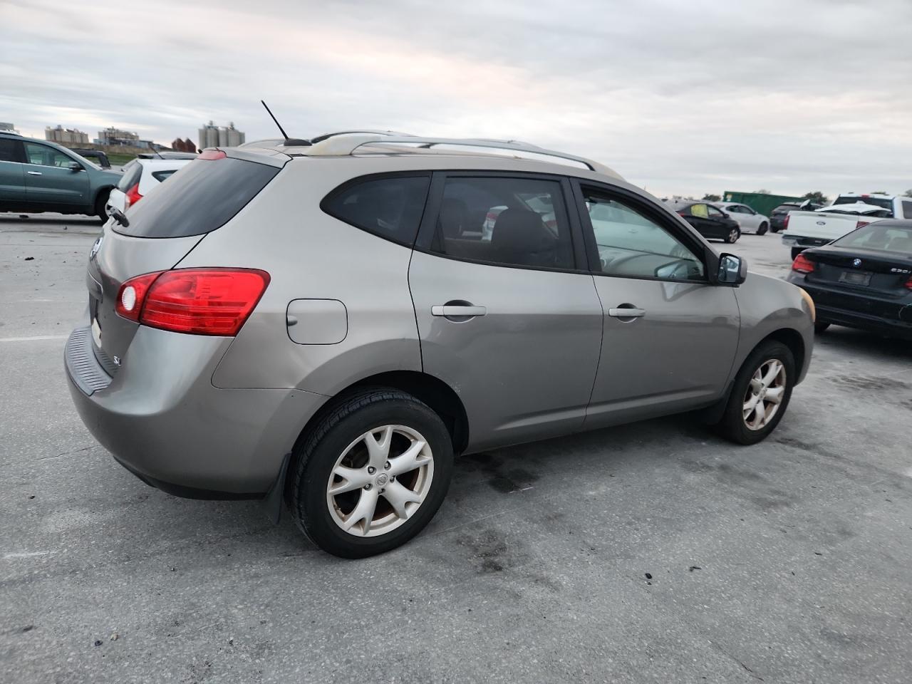 2008 Nissan Rogue S - Image 3