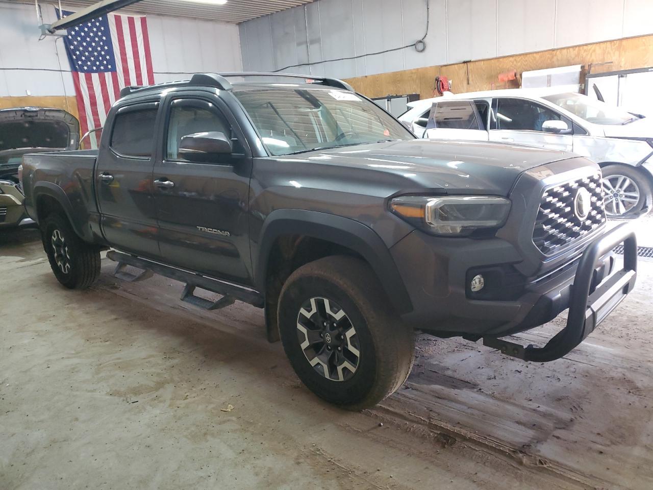 2023 Toyota Tacoma Double Cab - Image 4