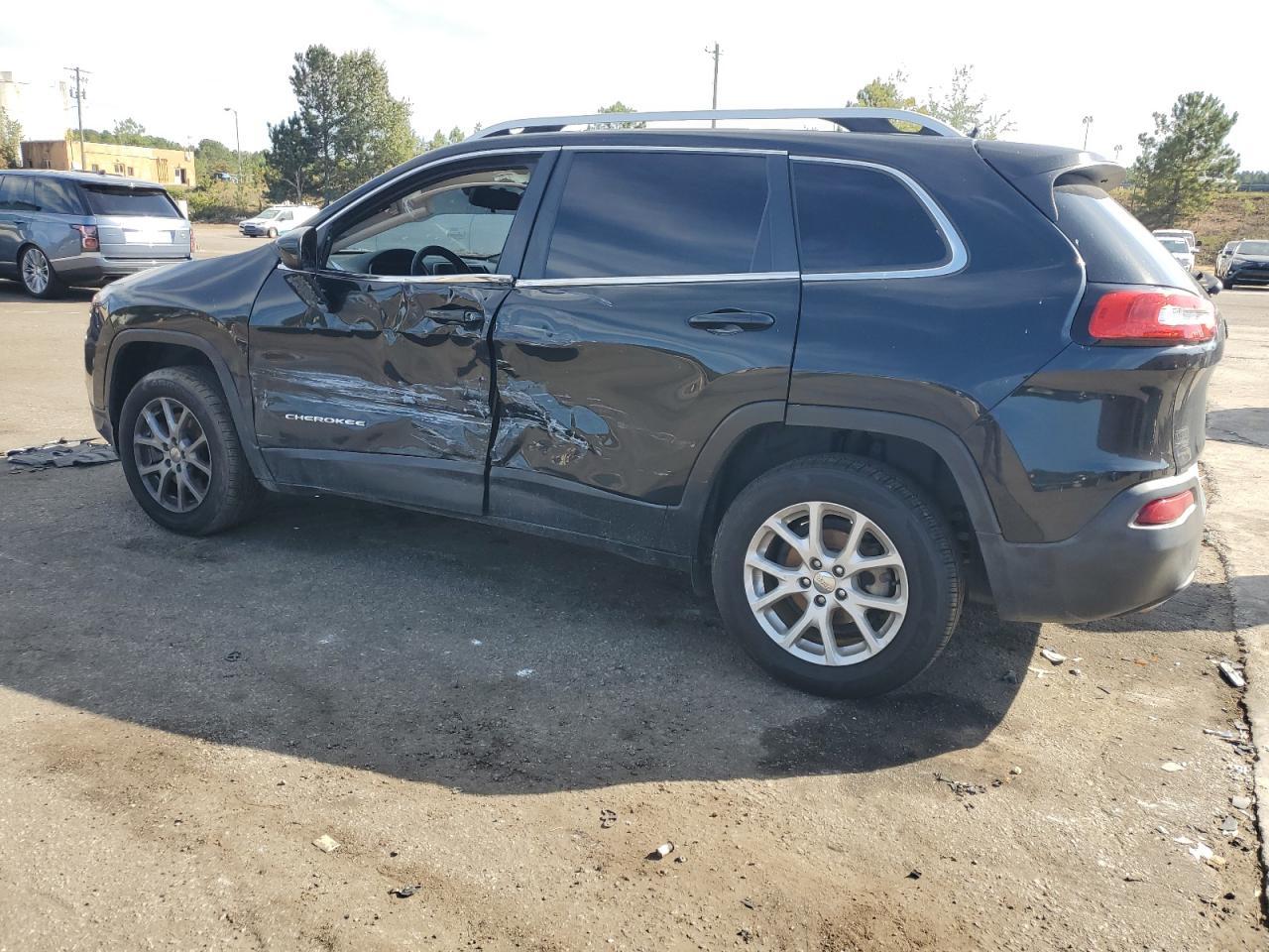 2016 Jeep Cherokee - Image 2