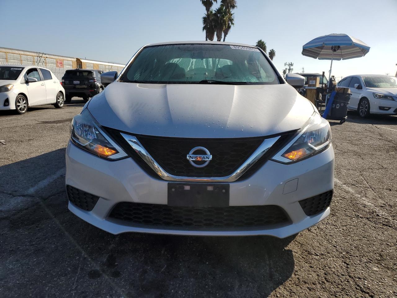 2017 Nissan Sentra S - Фото 5