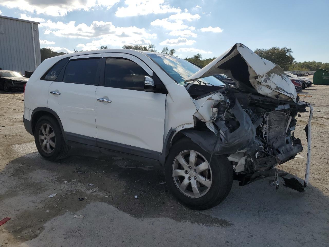 2011 Kia Sorento Base - Image 4