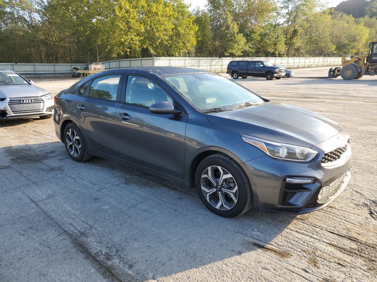 2021 Kia Forte Fe - Фото 4