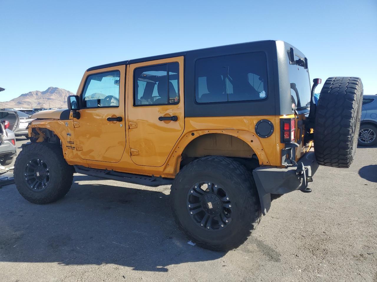 2013 Jeep Wrangler Unlimited Sport - Фото 2