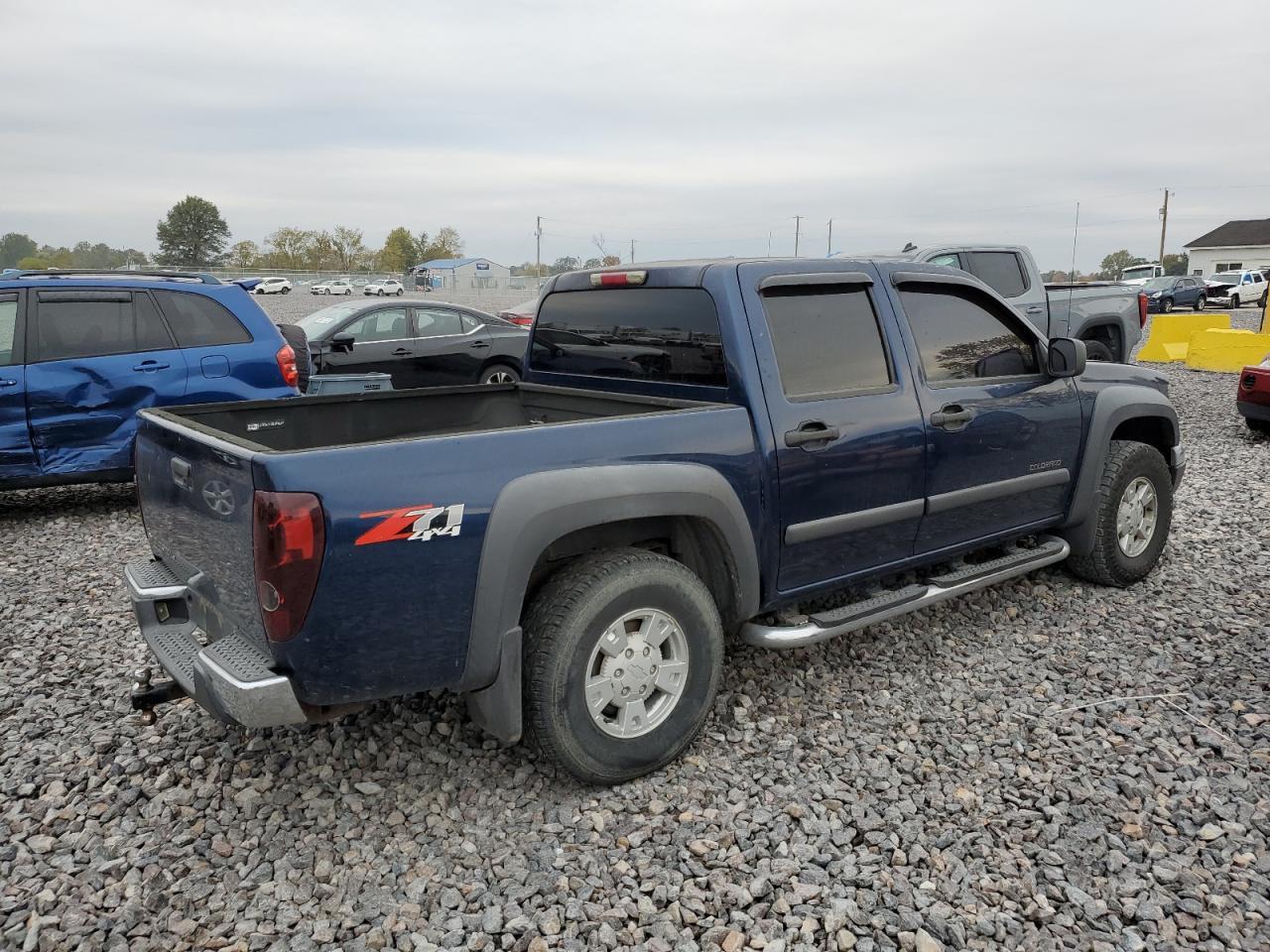 2004 Chevrolet Colorado - Фото 3