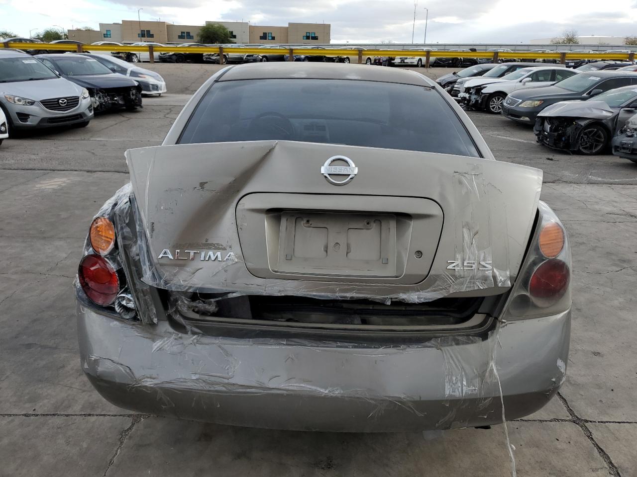 2002 Nissan Altima Base - Фото 6