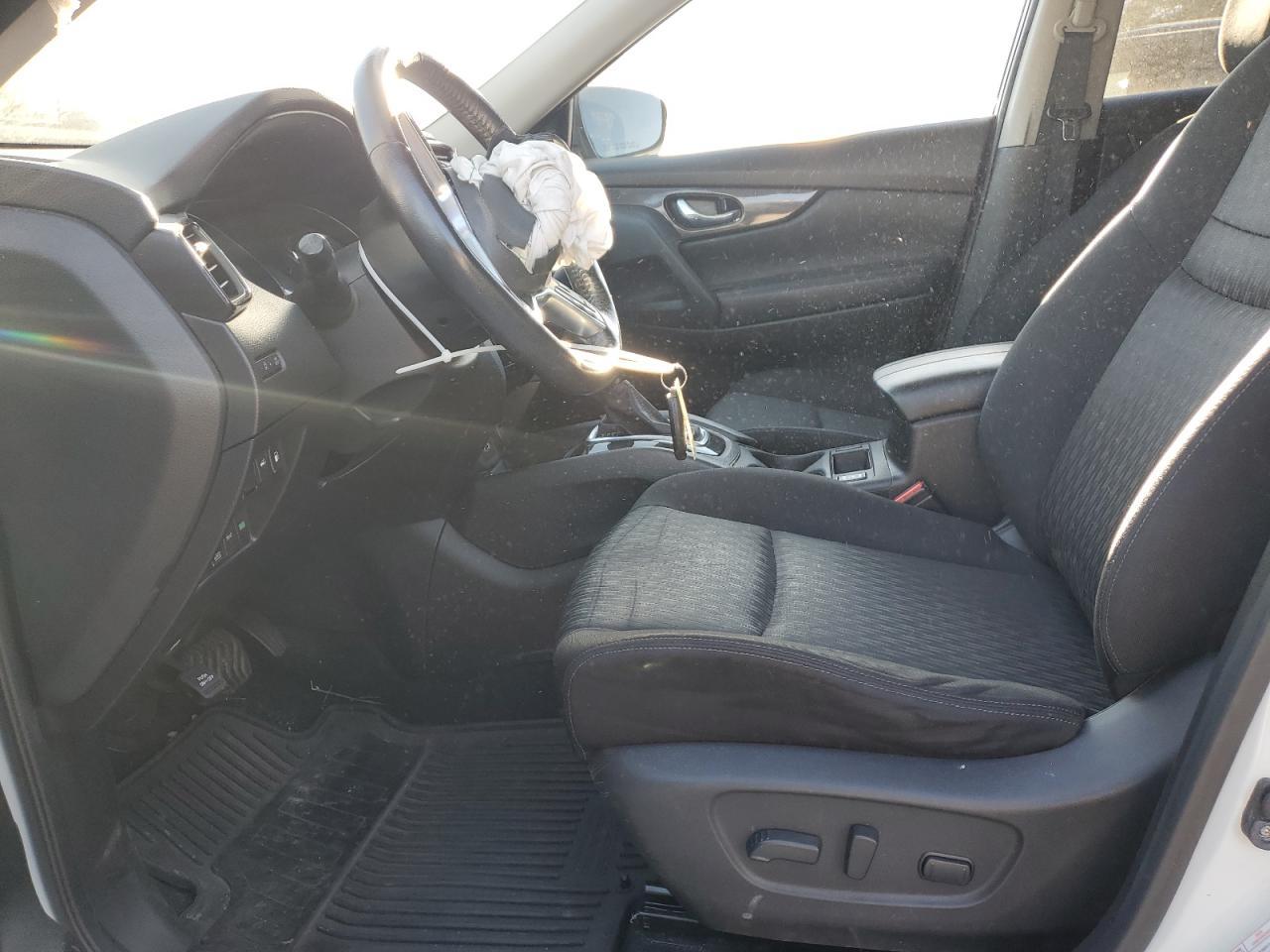 2018 Nissan Rogue S - Image 7