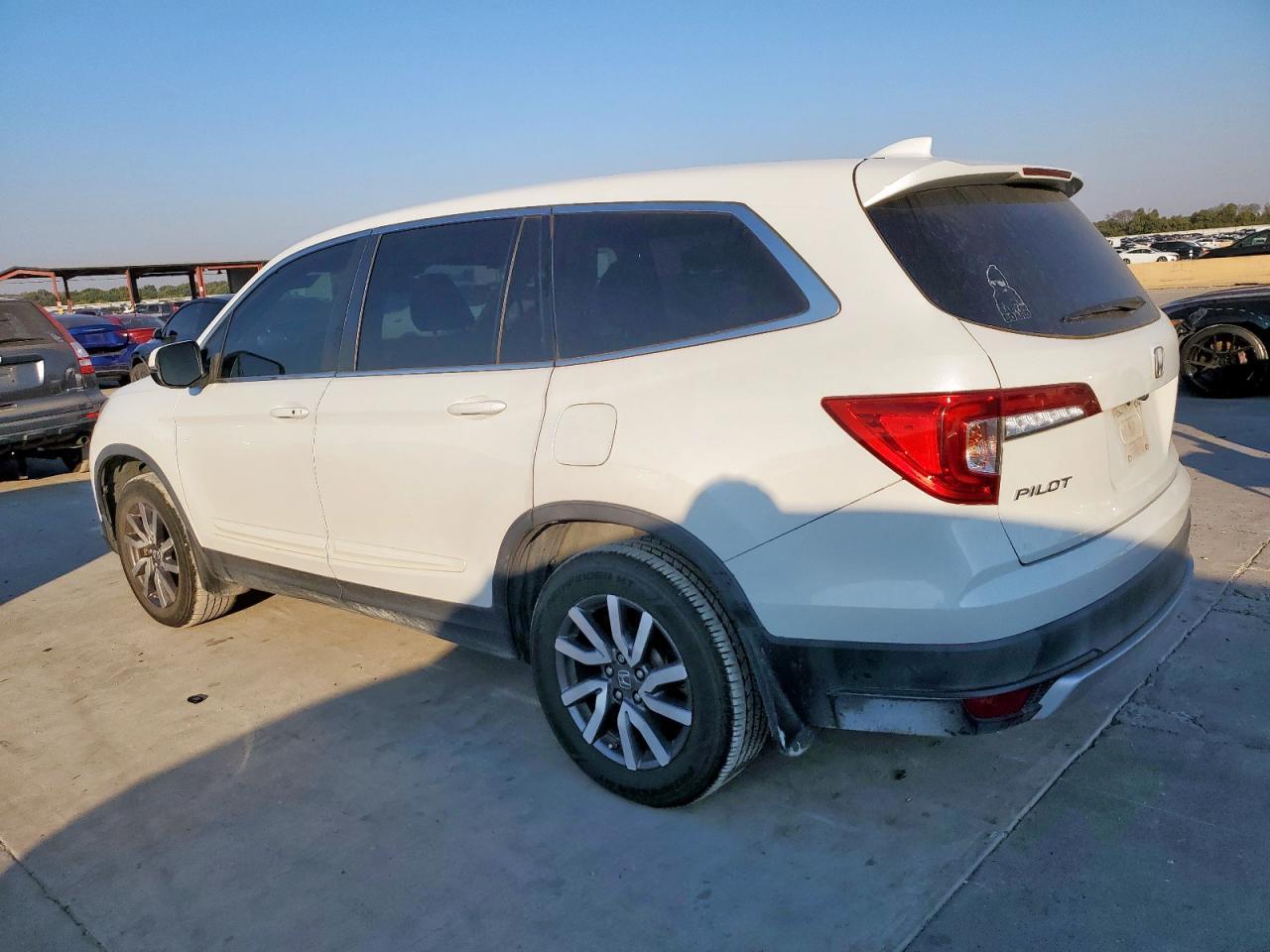 2020 Honda Pilot Ex - Фото 2