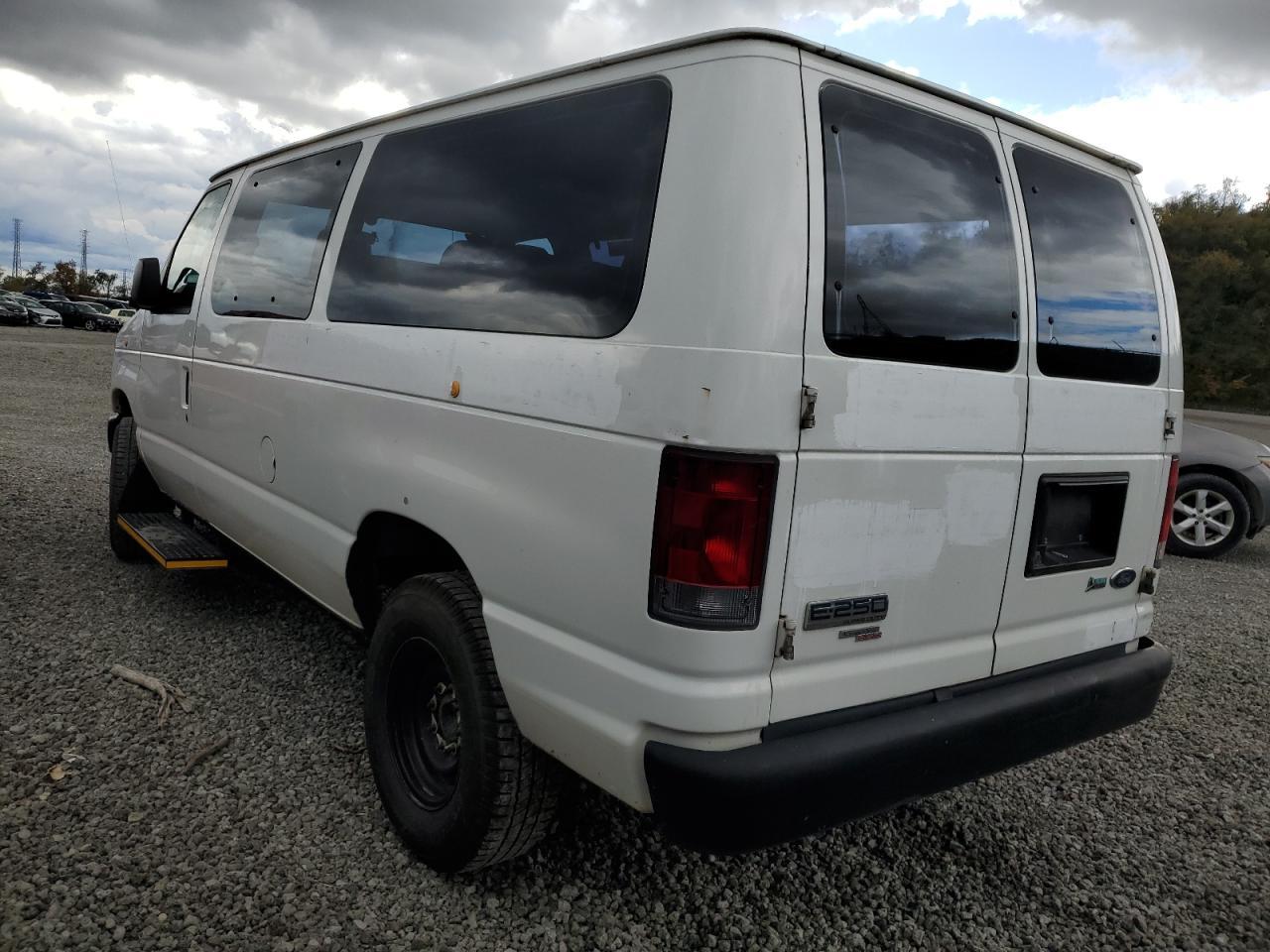 2012 Ford Econoline E250 Van - Image 2