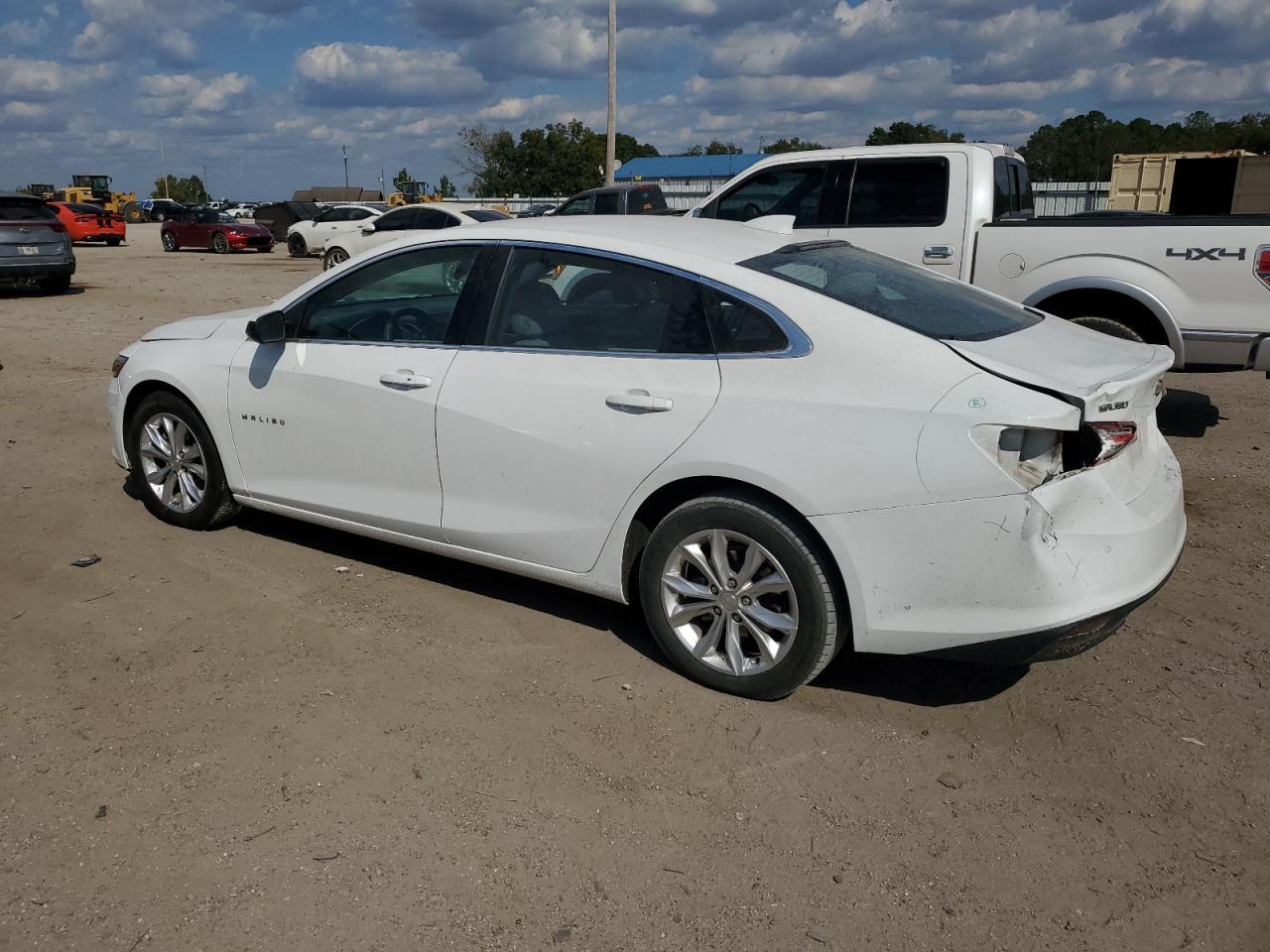 2020 Chevrolet Malibu Lt - Фото 2