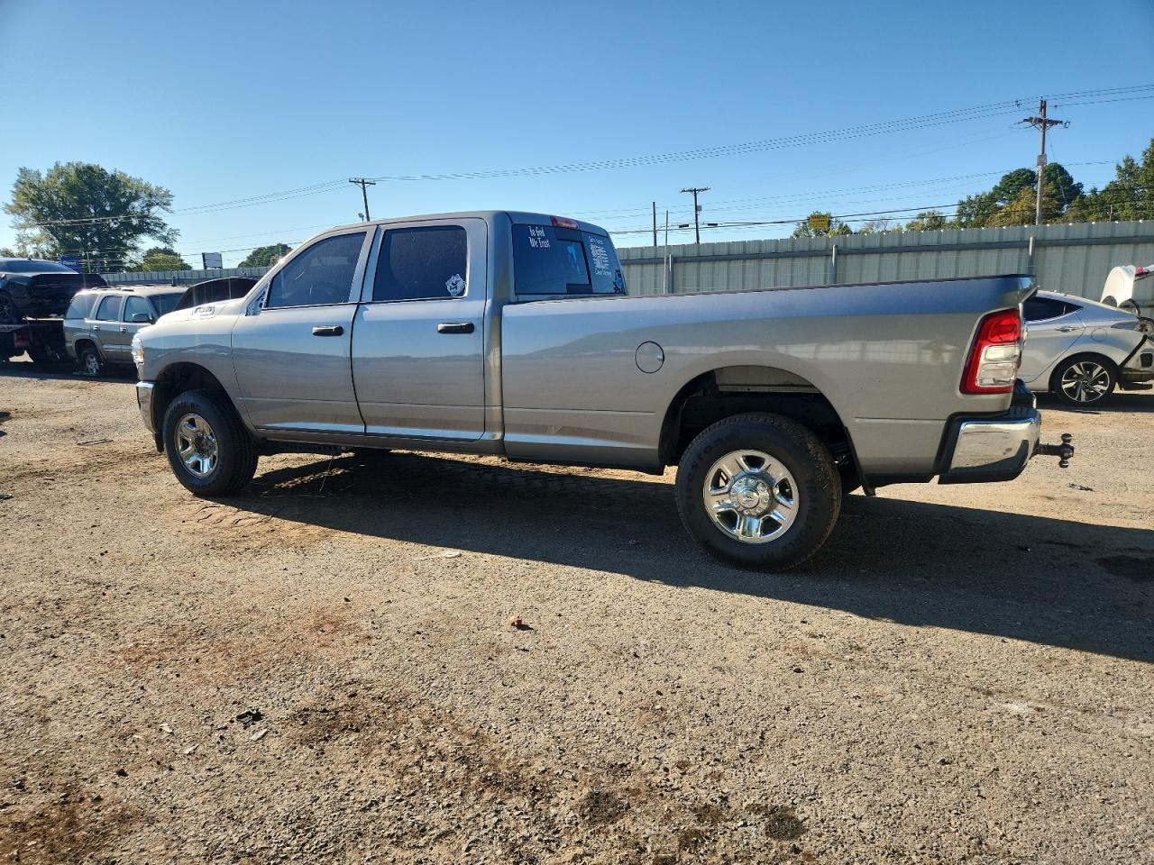 2024 Ram 3500 Tradesman - Фото 2