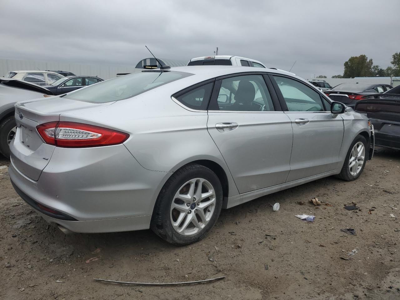 2016 Ford Fusion Se - Фото 3