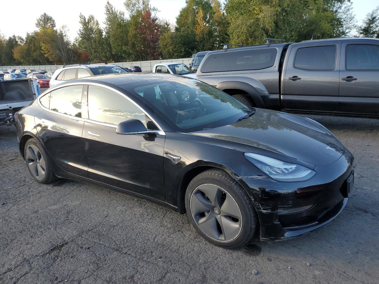 2019 Tesla Model 3 - Image 4
