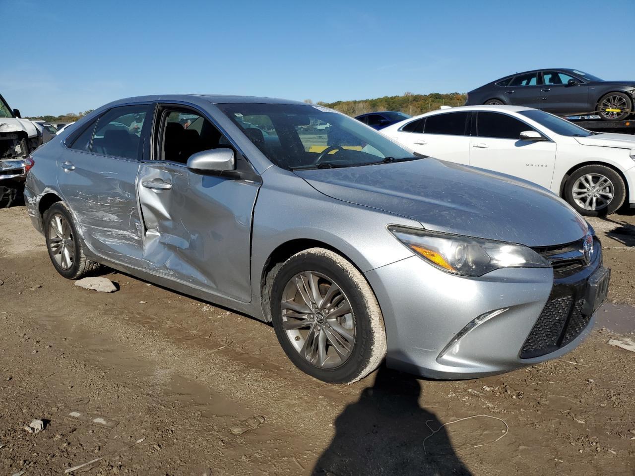 2015 Toyota Camry Le - Image 4