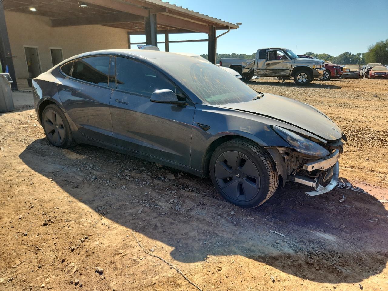 2022 Tesla Model 3 - Фото 4