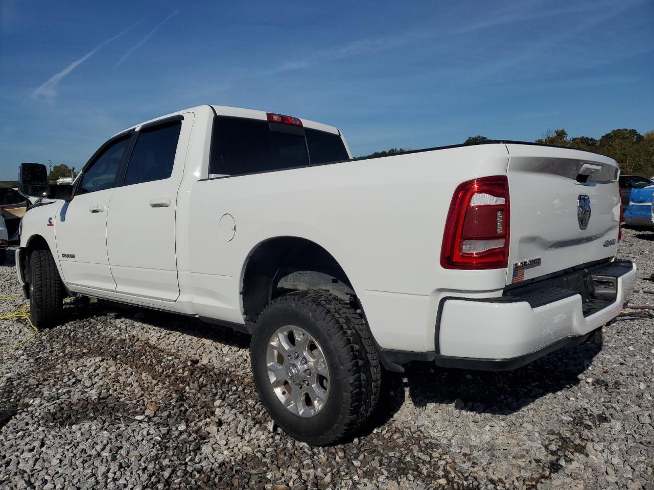 2023 Ram 2500 Laramie - Фото 2