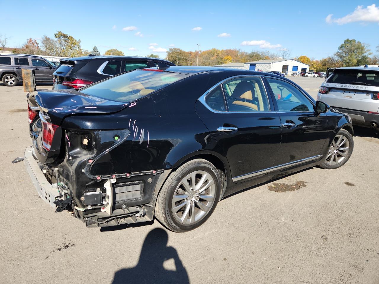 2014 Lexus Ls 460 - Image 3