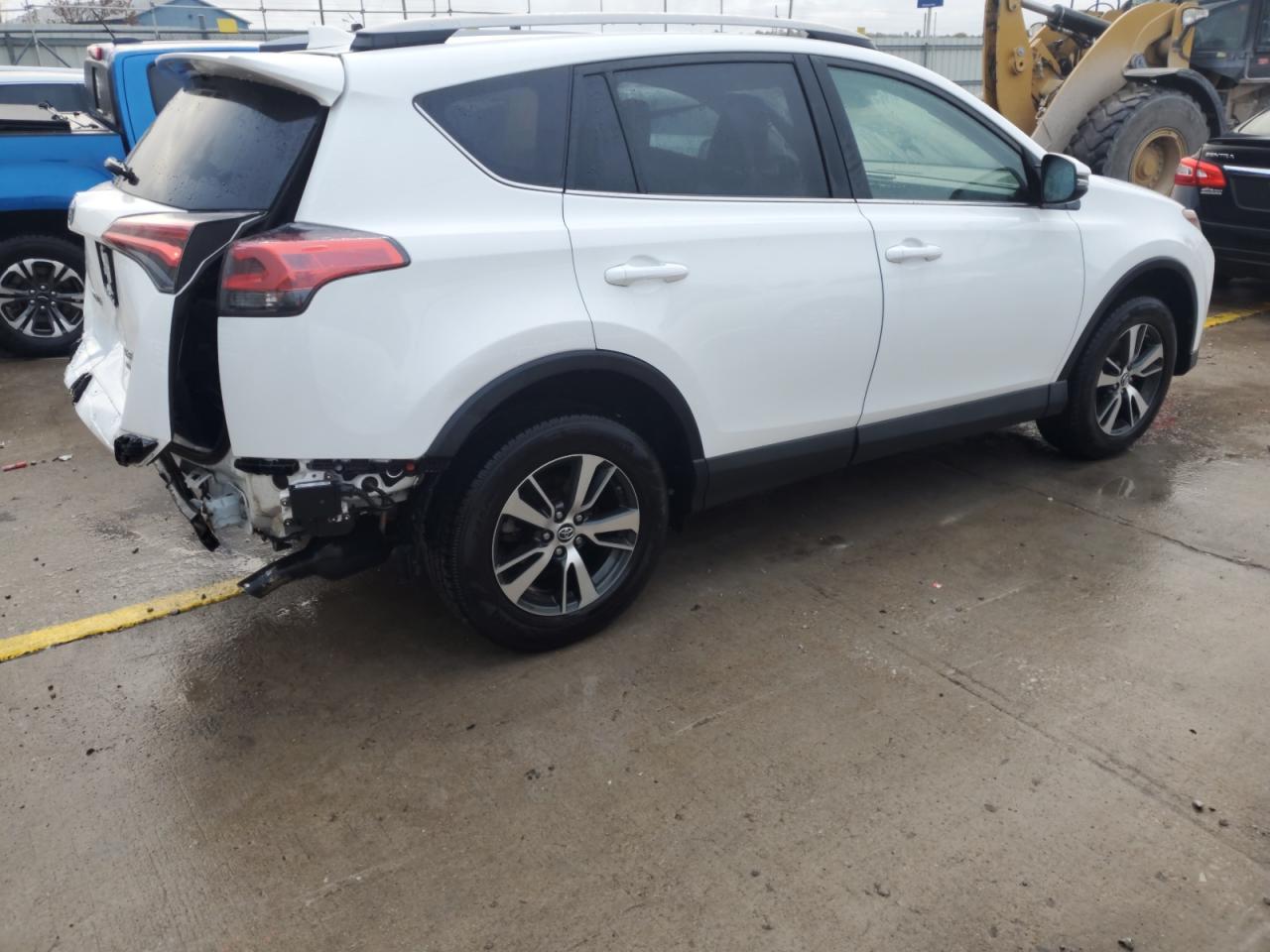 2018 Toyota Rav4 Xle - Фото 3