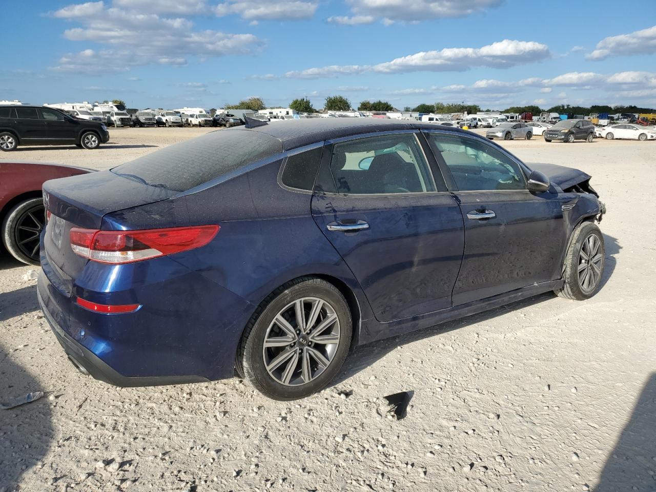 2019 Kia Optima Lx - Image 3