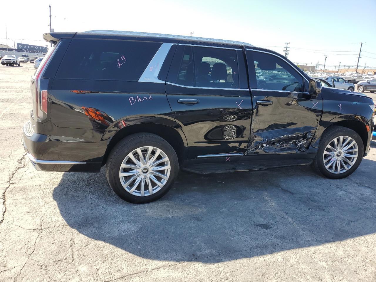 2023 Cadillac Escalade Luxury - Image 3