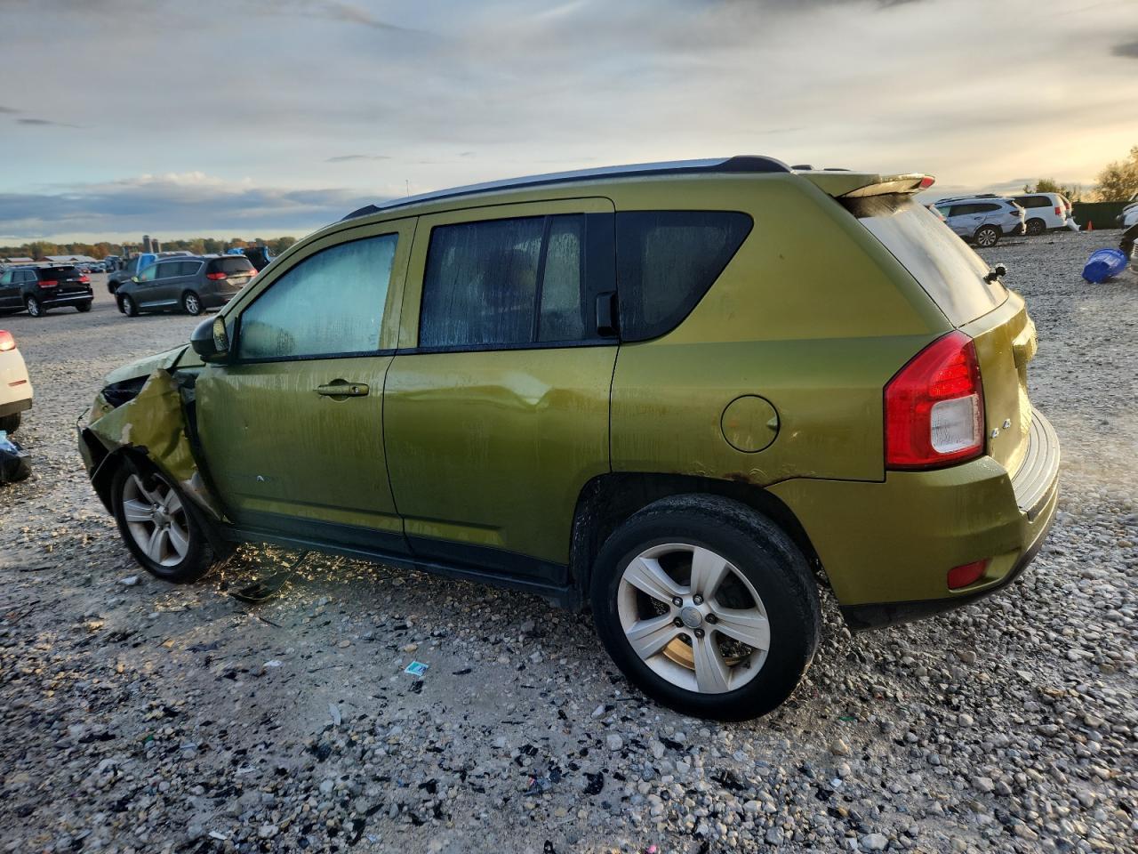 2012 Jeep Compass - Фото 2