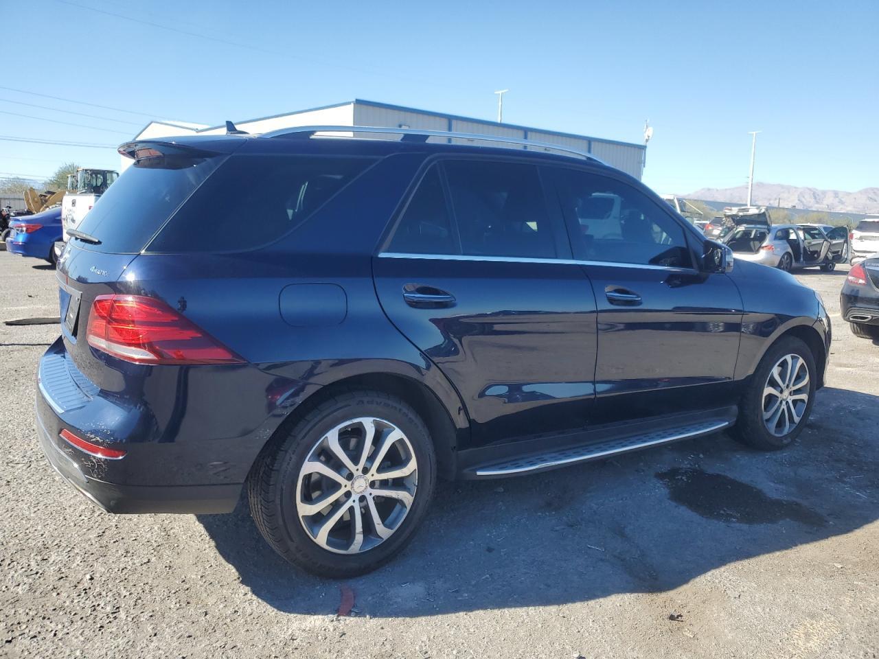 2017 Mercedes-Benz Gle 350 4Matic - Фото 3