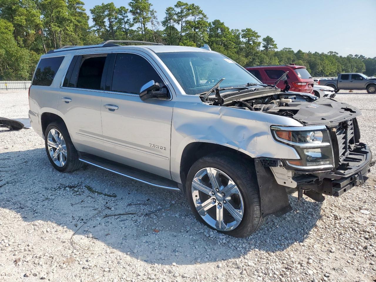 2018 Chevrolet Tahoe C1500 Premier - Image 4