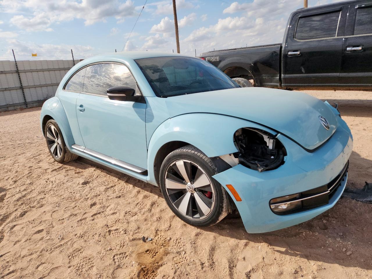 2013 Volkswagen Beetle Turbo - Фото 4