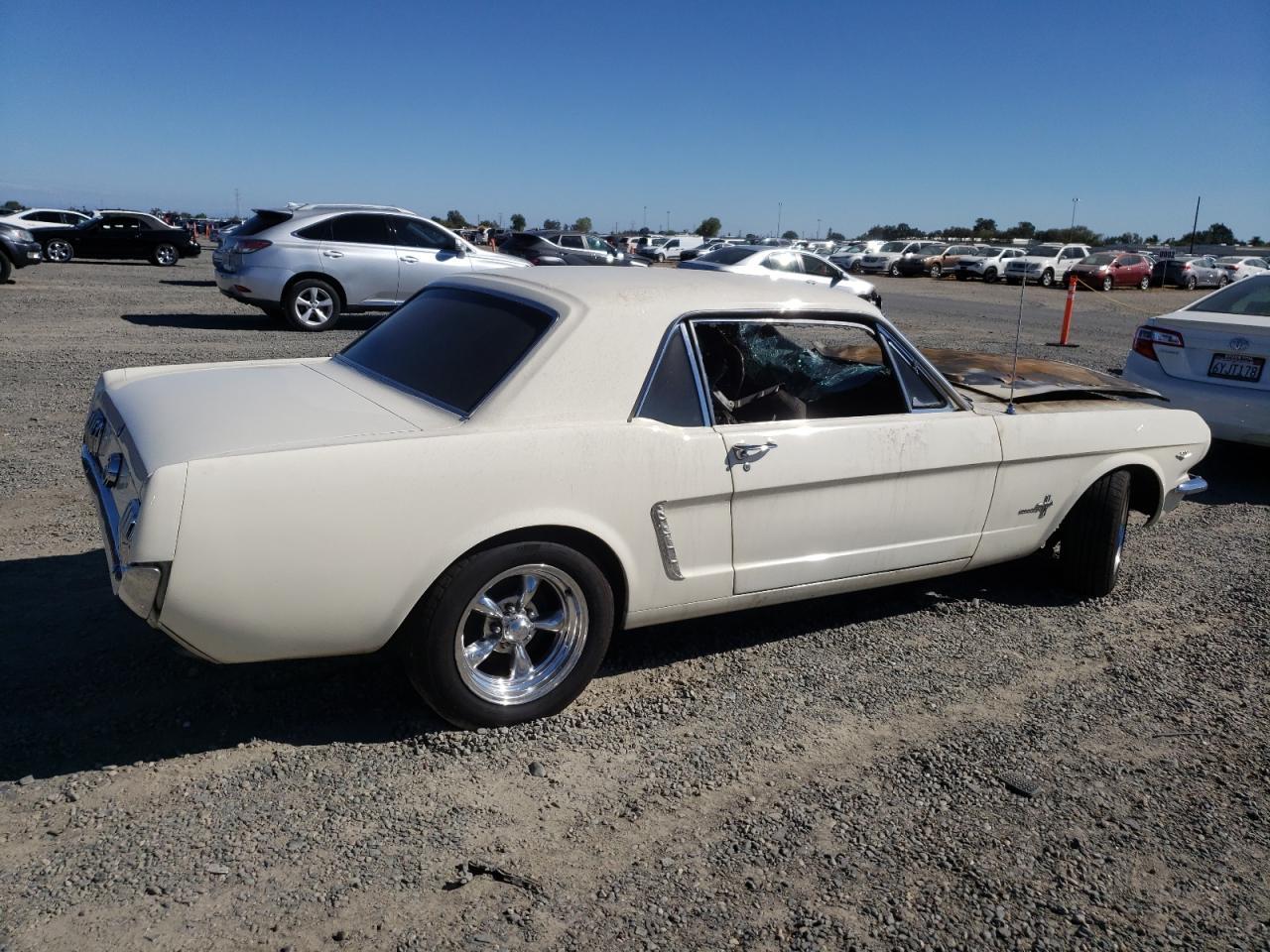 1965 Ford Mustang - Фото 3