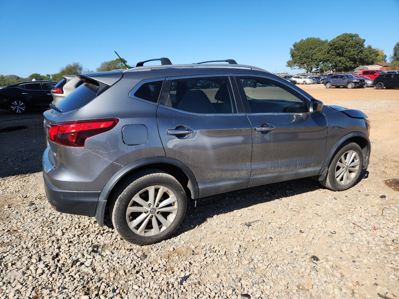 2019 Nissan Rogue Sport S - Фото 3